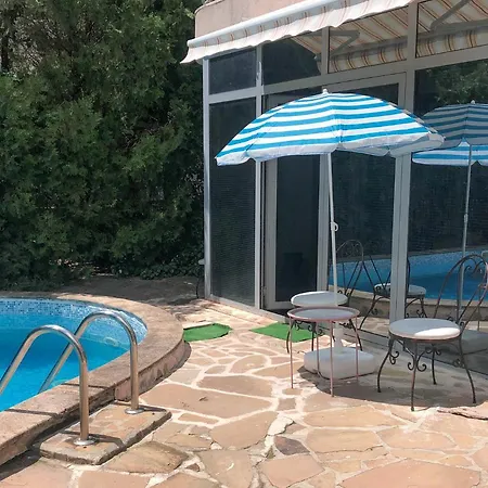 Spacious Apart With Pool, Sea Park&beach&freeparking Apartamento Varna